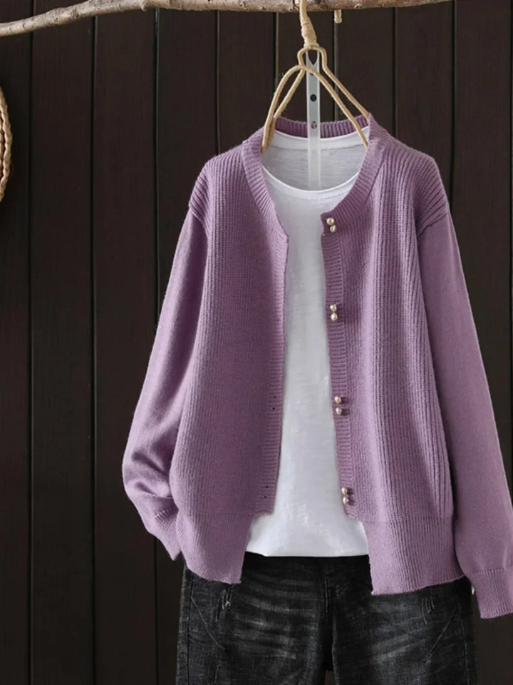 Elara | Cardigan met parelknopen