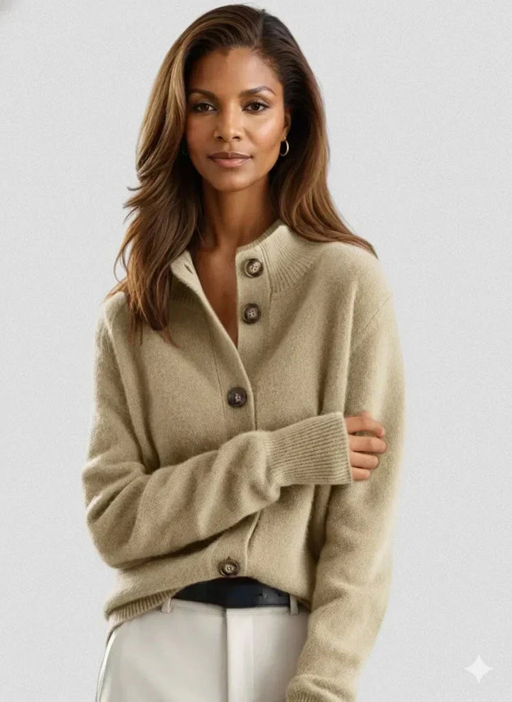 Lotte | Gebreid vest met knopen